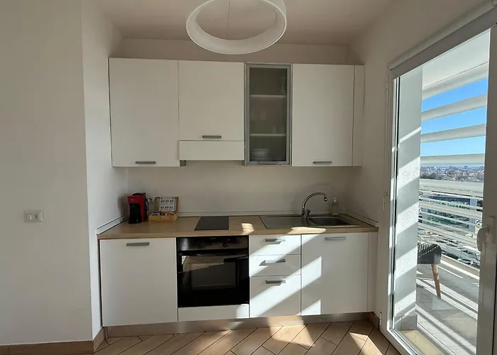 Corbusier 39 Apartment *